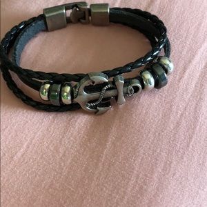 Anchor bracelet